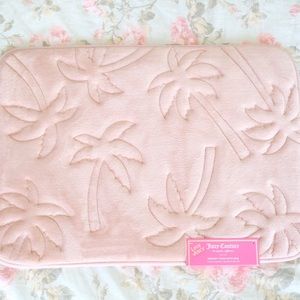 Juicy couture memory foam bath mat
